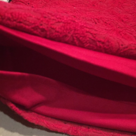 Woman’s red lace over red top with butterfly sleeves - Picture 7 of 8